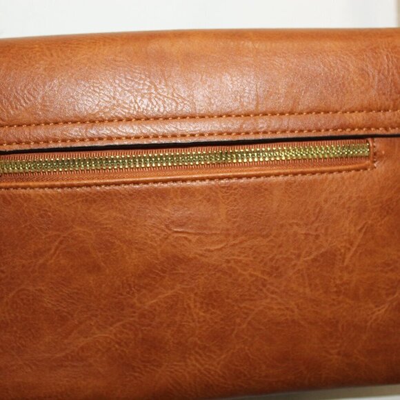 Knot Style Brown Closure Crossbody Bag - Picture 5 of 6
